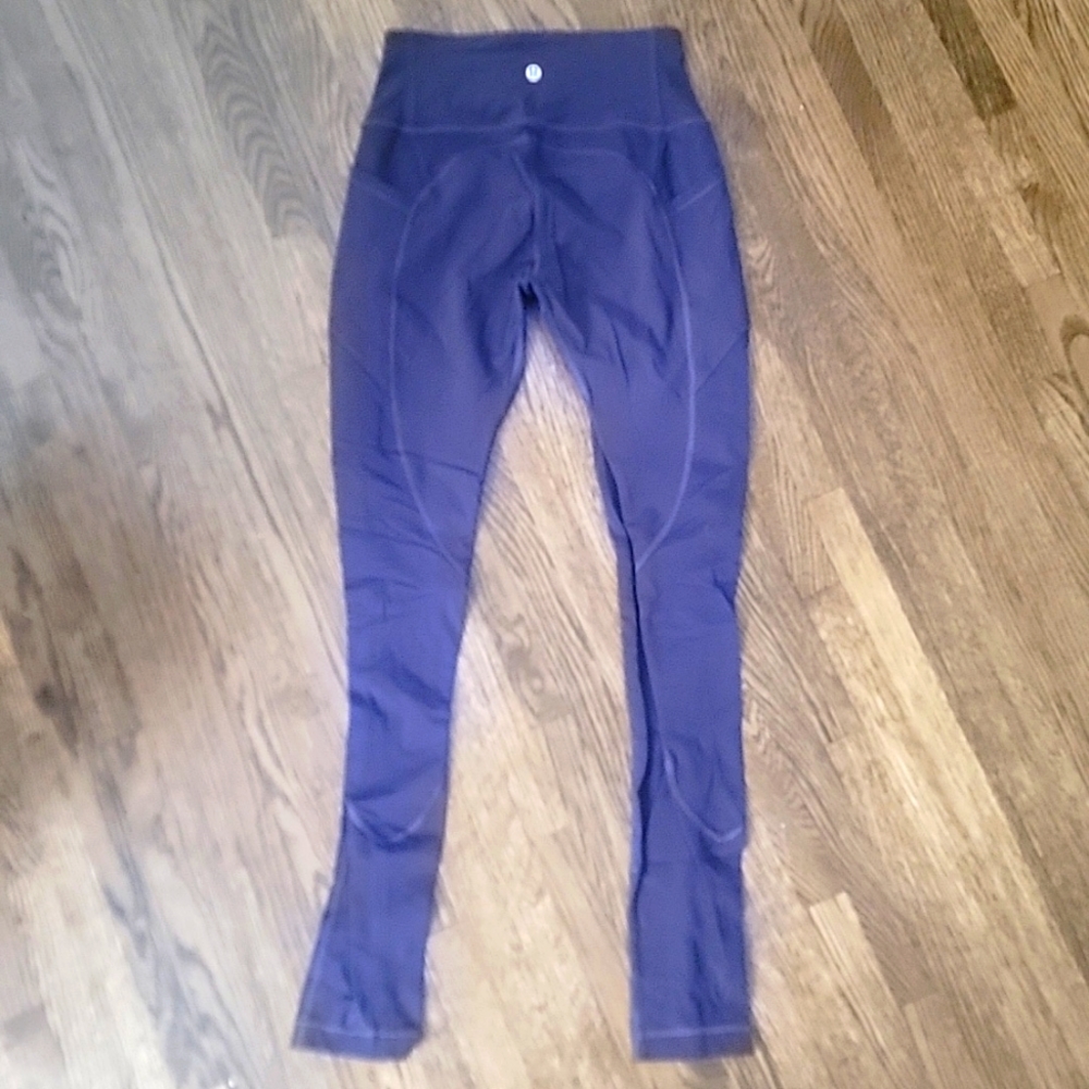 LULULEMON Purple workout panta